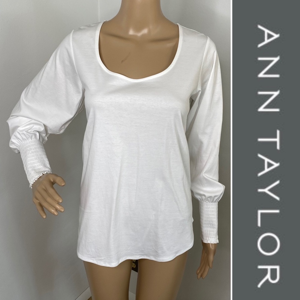 BNWOT ANN TAYLOR Smocked Cuff Puff Sleeve Blouse